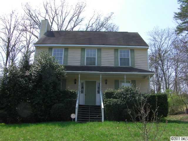 2018 Mary Ann Dr., Charlotte, NC 28214