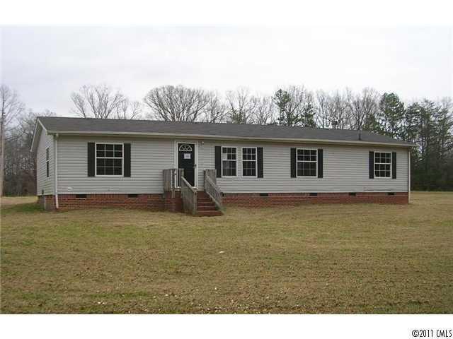 18110 Mary Ln., Locust, NC 28097