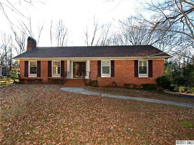 6808 Queensberry Dr., Charlotte, NC 28226