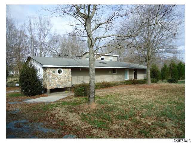 415 Irma Wolfe Rd., Monroe, NC 28119