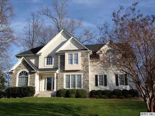 949 Muirfield Dr., Mooresville, NC 28115