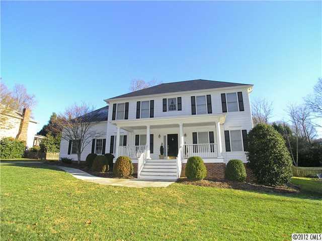 271 Pat Stough Ln., Davidson, NC 28036