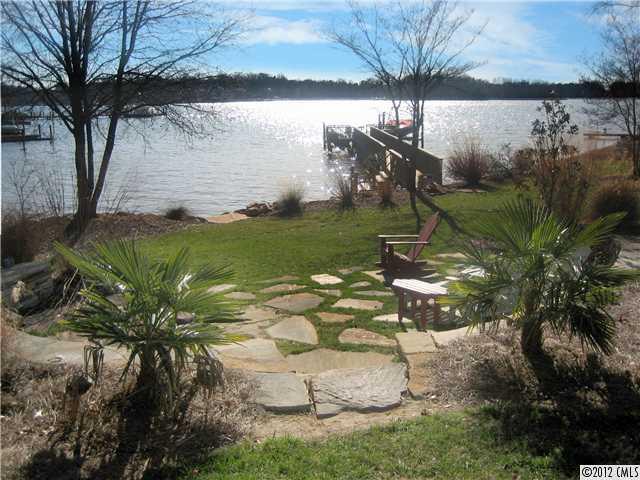 21035 Lakeview Cir., Cornelius, NC 28031