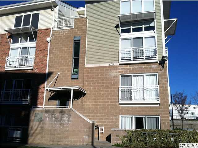 653 Raphael Pl., Charlotte, NC 28205