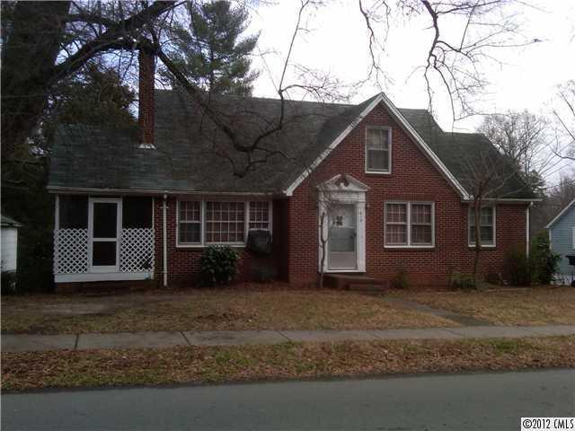 413 South St., Davidson, NC 28036