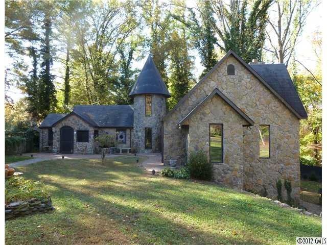 341 N Oak St., Statesville, NC 28677