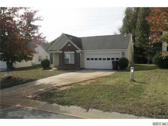 1537 Hollow Maple Dr., Charlotte, NC 28216