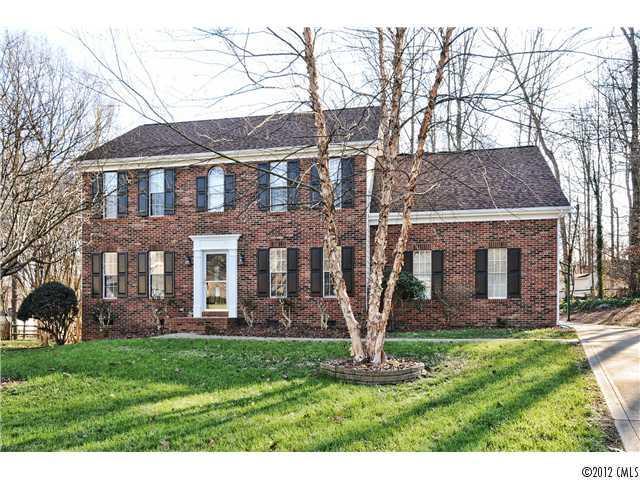 7736 Claiborne Woods Rd., Charlotte, NC 28216