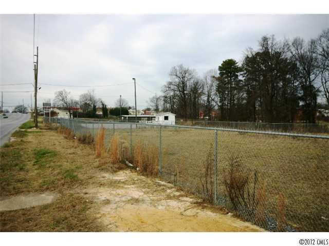 1300 W Garrison Blvd., Gastonia, NC 28052