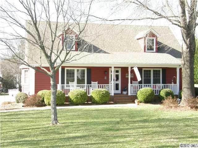 17117 Knoxwood Dr., Huntersville, NC 28078