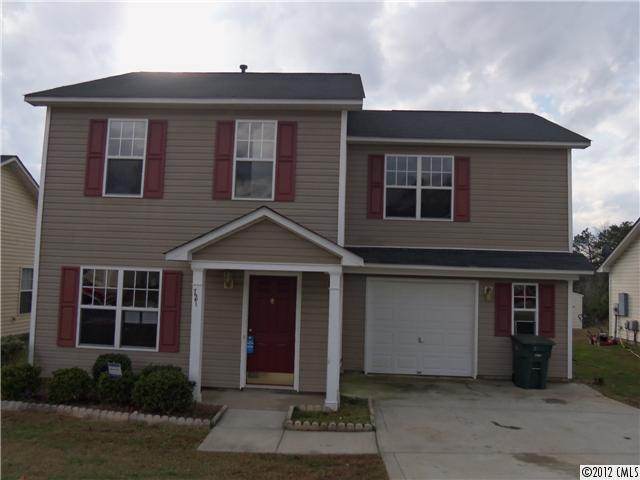 721 Raindrops Rd., Gastonia, NC 28054