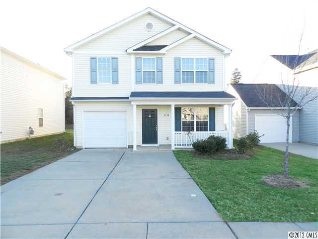 5728 Henderson Oaks Dr., Charlotte, NC 28269