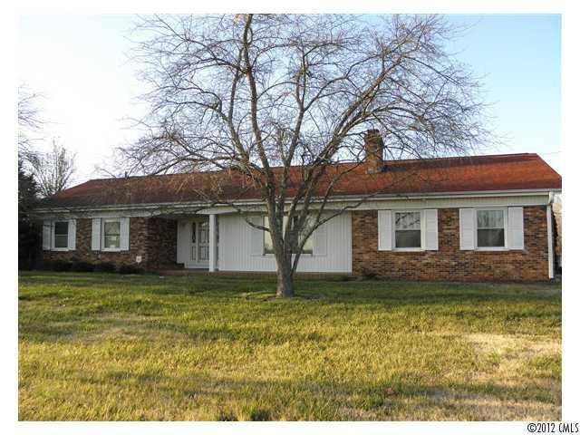 21 Hillsboro Rd., Taylorsville, NC 28681