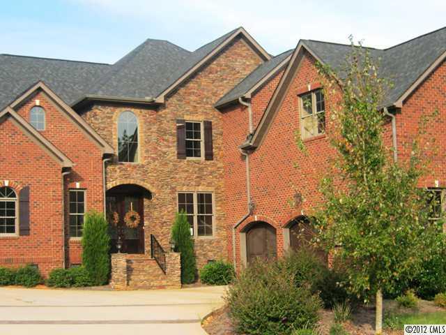 6996 Cobblefield Ln., Denver, NC 28037