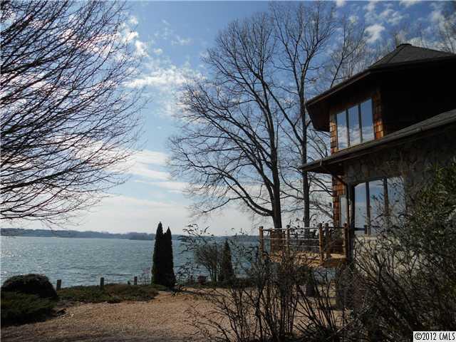 132 Chasestone Ln., Mooresville, NC 28117