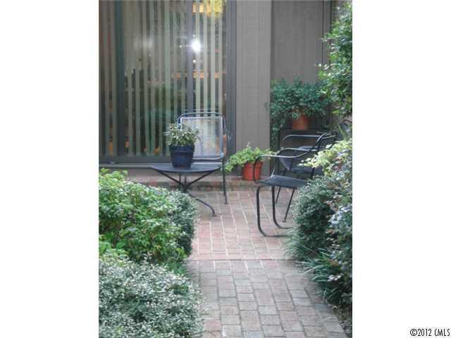 5024 Sunningdale Ct. #15, Charlotte, NC 28226