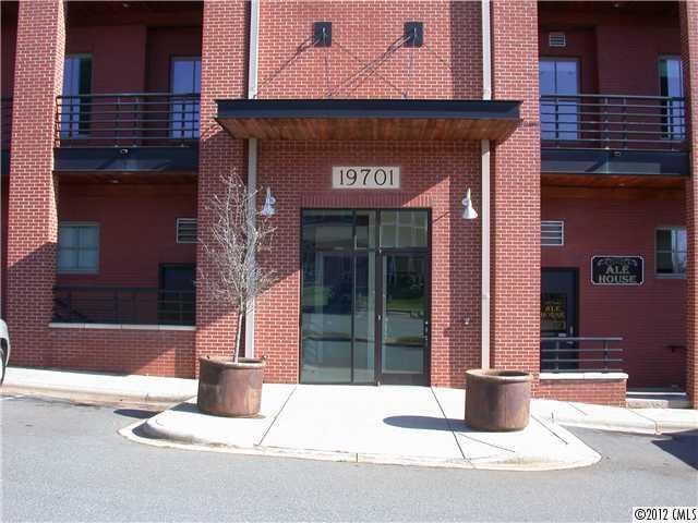 19701 Bethel Church Rd. #301, Cornelius, NC 28031