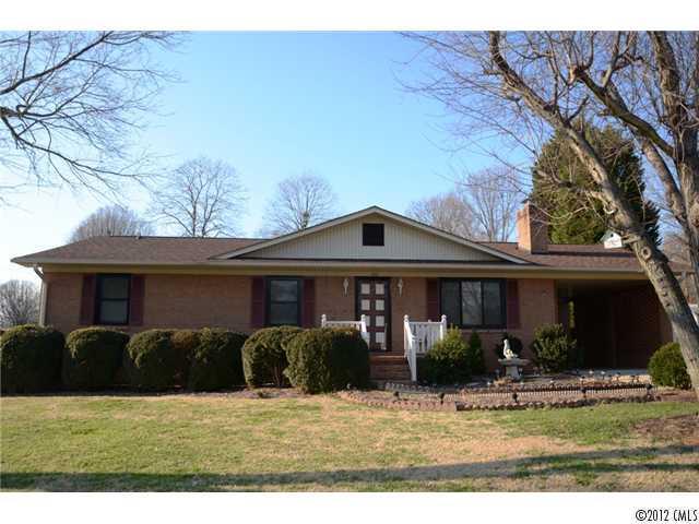 106 Springway Dr., Kannapolis, NC 28081