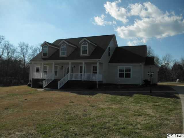 510 Back Acres Ln., Kannapolis, NC 28081