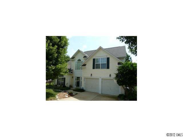 8207 Abbottsgate Ln., Charlotte, NC 28269