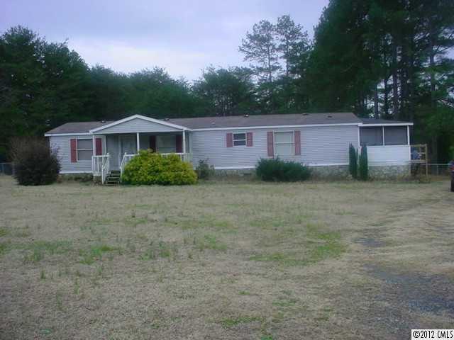 6235 Crowders Cir., Vale, NC 28168