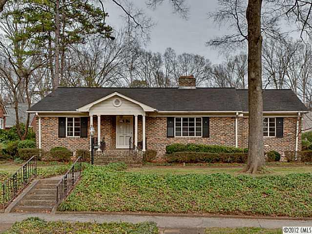 2033 Norton Rd., Charlotte, NC 28207