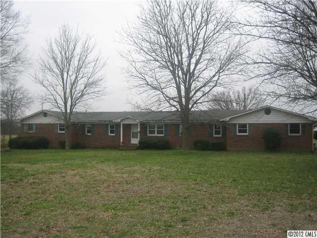 13701 Erwin Rd., Charlotte, NC 28273