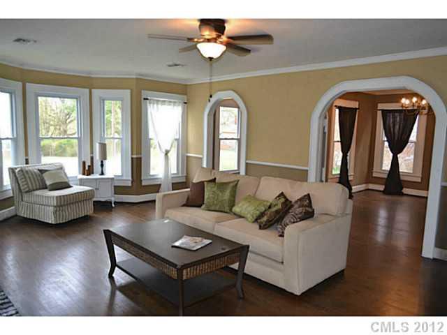 708 Oakshade Ave., Kannapolis, NC 28083