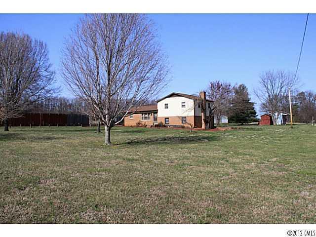 6060 Lineberger Rd., Sherrills Ford, NC 28673