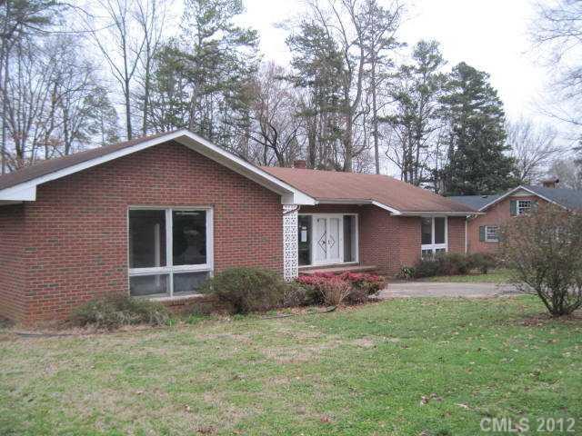 1124 Crestview Ave., Salisbury, NC 28144