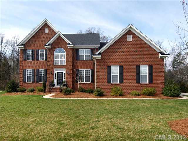 9900 Royal Colony Dr., Waxhaw, NC 28173