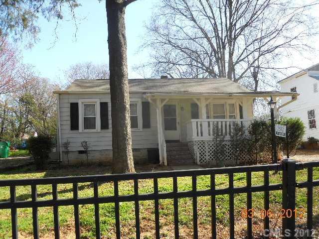 2512 Elon St., Charlotte, NC 28208