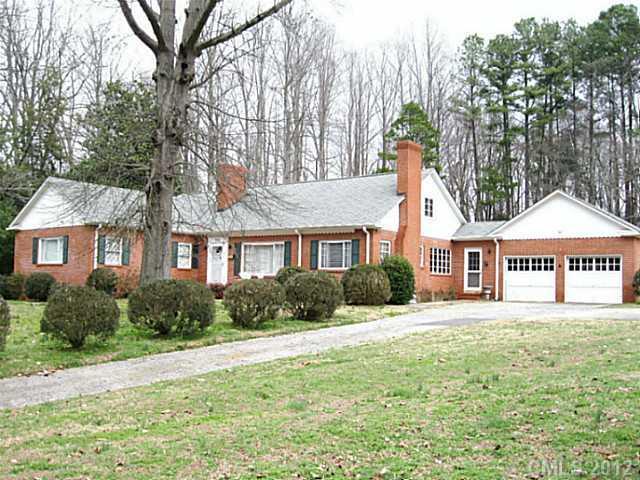 310 Cedar St., Mooresville, NC 28115