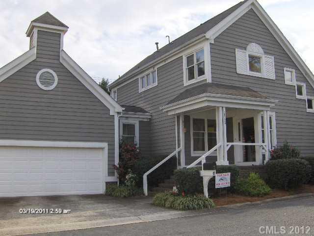 10325 Johns Towne Dr., Charlotte, NC 28210