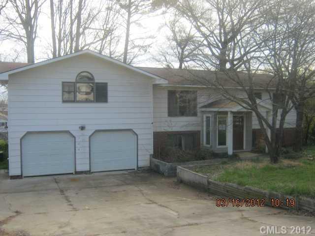 104 Hiram Rd., Mooresville, NC 28117