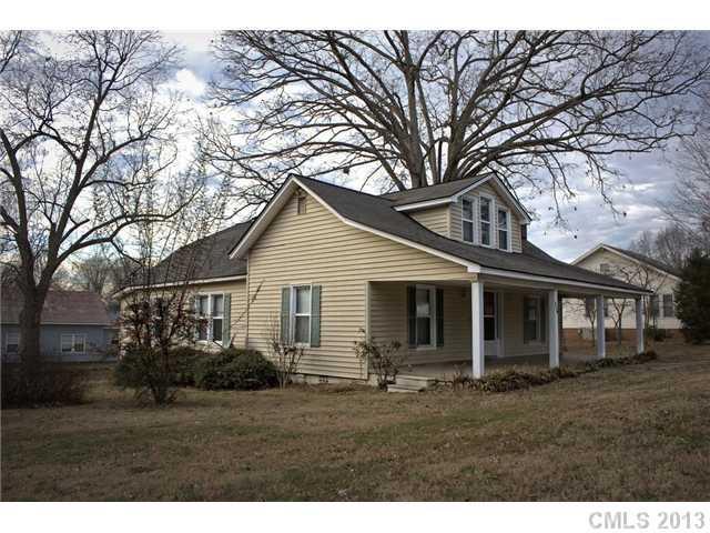 230 Wagner St., Troutman, NC 28166