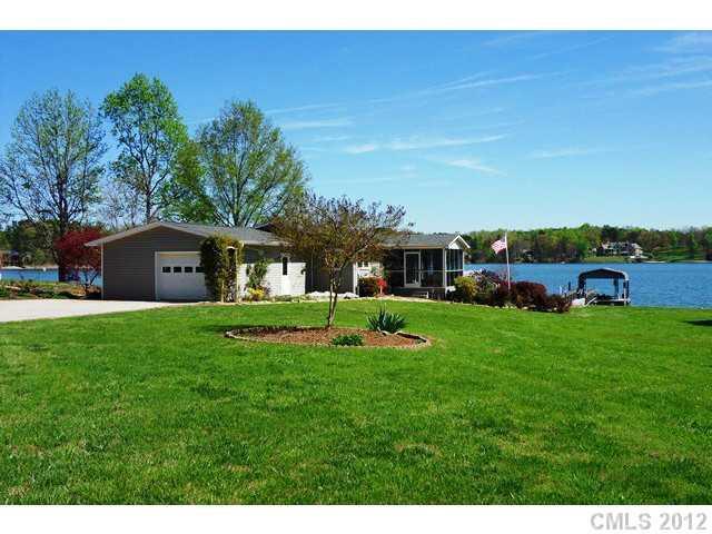 116 Pettit Ln., Troutman, NC 28166