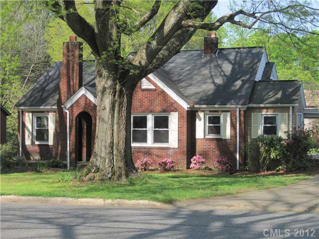 137 Cedar St., Mooresville, NC 28115