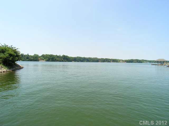 150 Island View Rd., Statesville, NC 28677