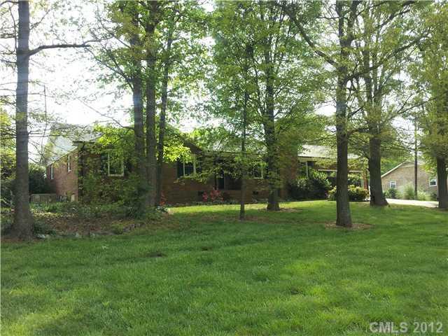 1613 NW Andover St., Concord, NC 28027
