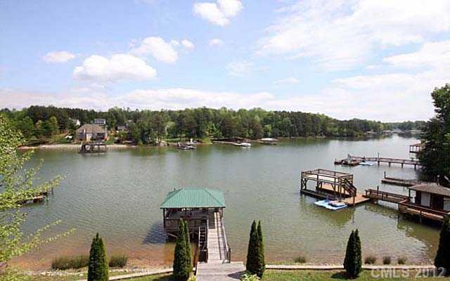 3504 Chubs Ln., Sherrills Ford, NC 28673
