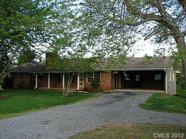 396 River Hill Rd., Statesville, NC 28625