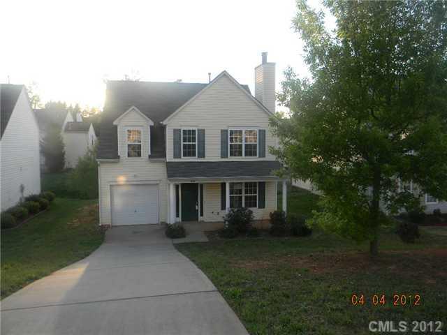 921 Grass Hollow Ct., Charlotte, NC 28216