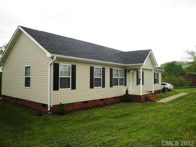 780 Harris Bridge Rd., Stony Point, NC 28678
