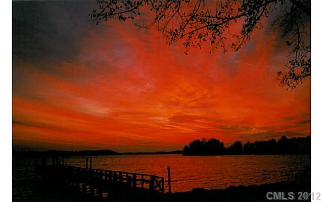 1910 Yacht Club Dr., Denver, NC 28037