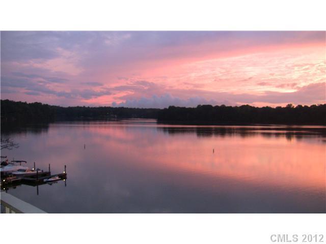 7332 Lake Front Dr. #5, Charlotte, NC 28278