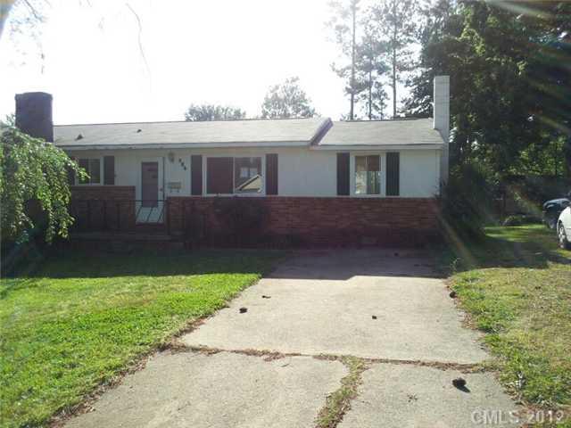 325 Glenwood Ave., Mooresville, NC 28115