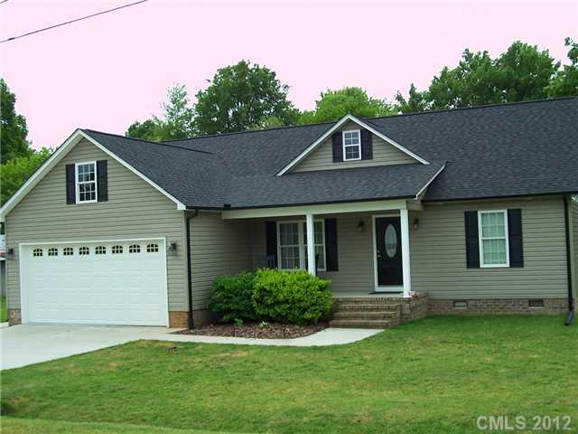202 E 27th St., Kannapolis, NC 28083