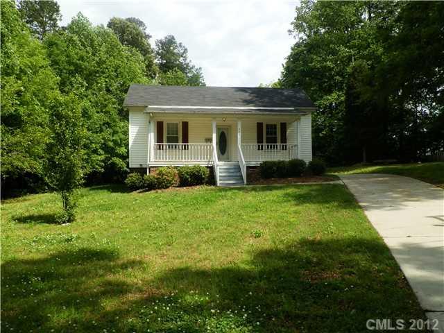 206 Glenn Ave., Kannapolis, NC 28081