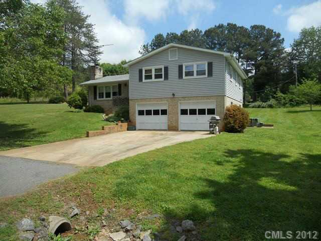 7107 Rolling Hills Dr., Sherrills Ford, NC 28673